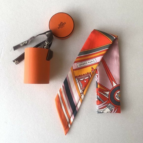 Hermes Twilly Scarf Washington Orange Blanc Silk Twill France Box Luxury - Picture 1 of 8